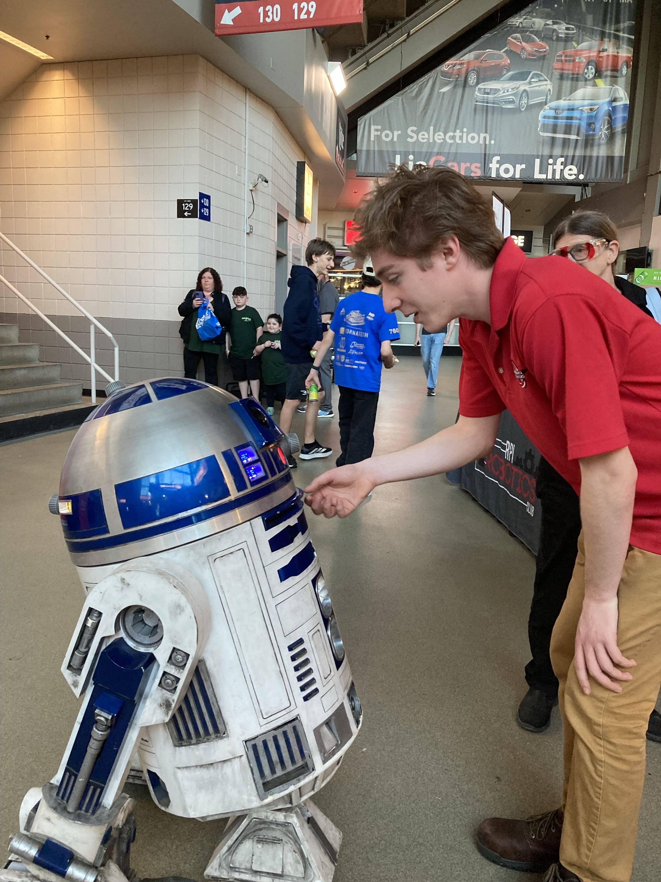 I met R2D2 in the MVP arena.